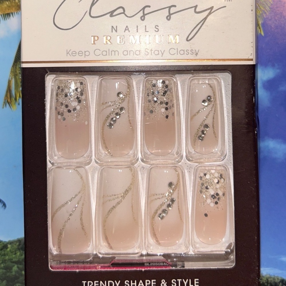 KISS Classy Nails Premium Long Coffin Press On Nails Nude Glitter 30ct New